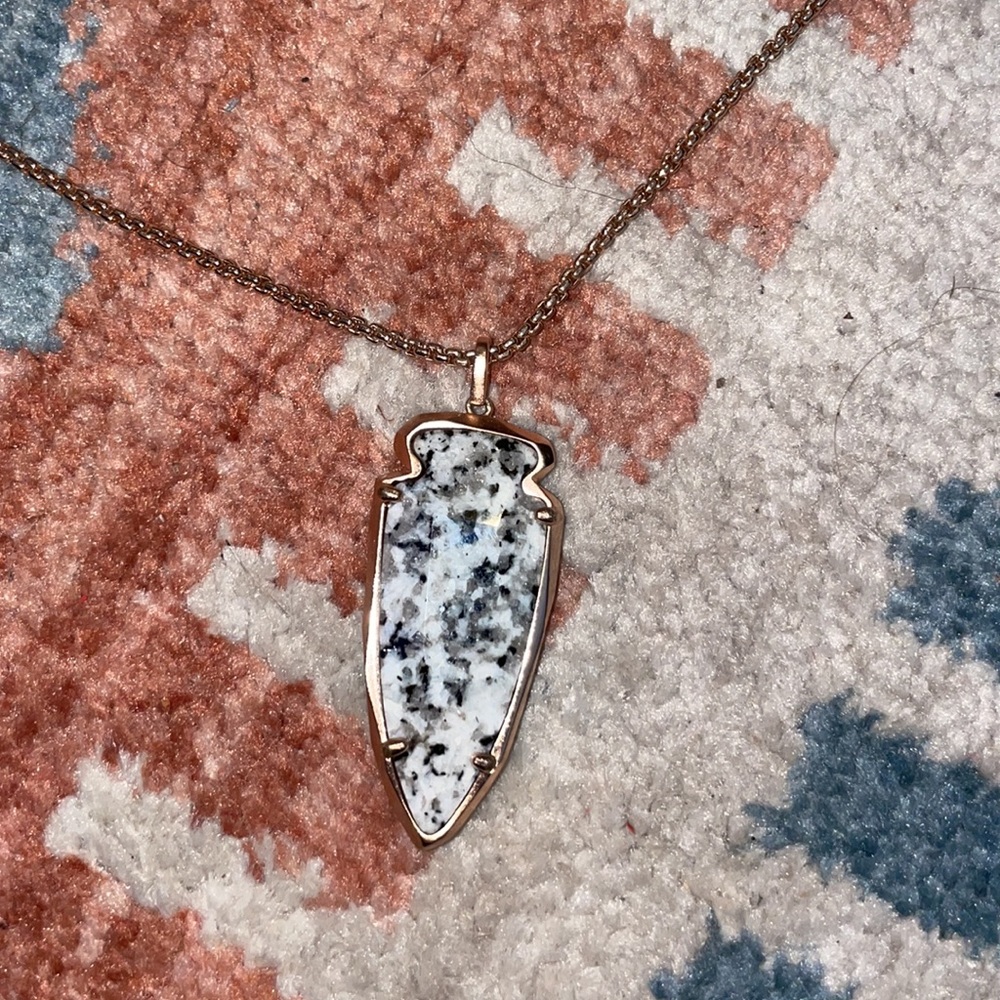 Kendra Scoot marble necklace